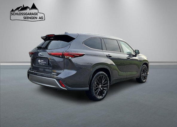 Vehicle image 4 Vehicle image 4