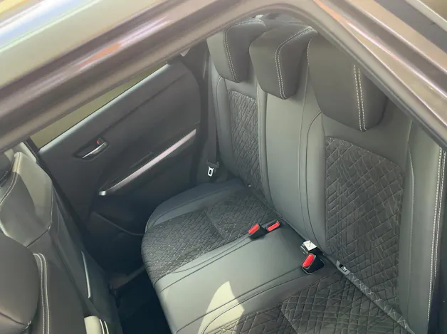 Suzuki Vitara 1.4 T Compact Top Hybrid 4x4
