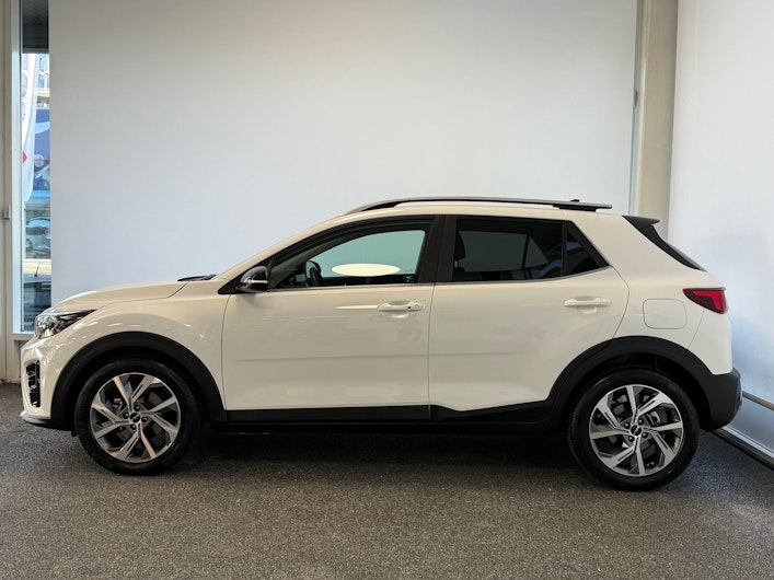 Vehicle image KIA STONIC