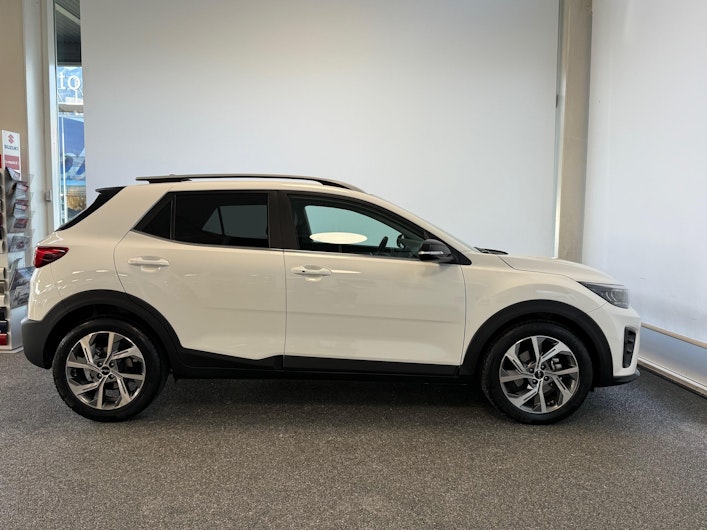 Vehicle image KIA STONIC