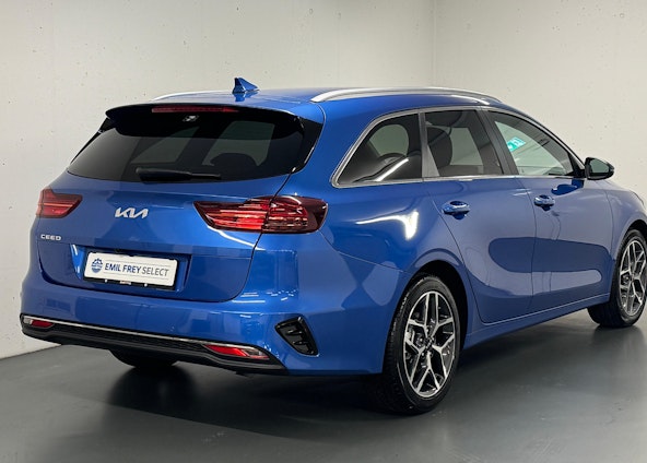 Vehicle image 12 Vehicle image 12