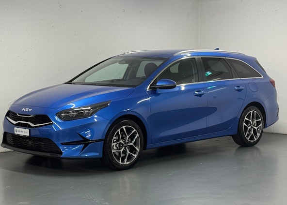 First vehicle image First vehicle image