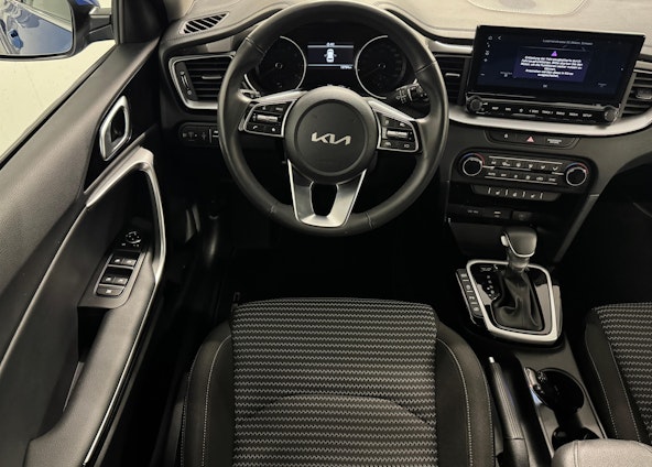 Vehicle image 2 Vehicle image 2