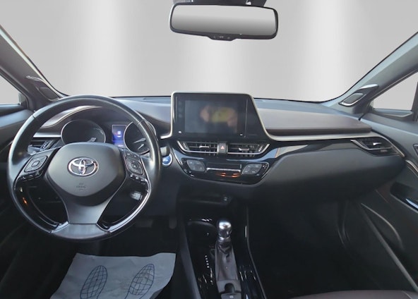 Vehicle image 9 Vehicle image 9