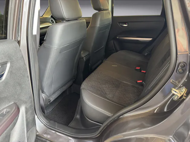 Suzuki Vitara 1.4 T Compact Top Hybrid 4x4