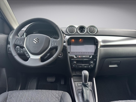 Vehicle image 13 Vehicle image 13