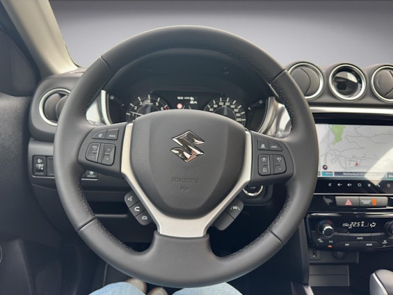 Vehicle image 12 Vehicle image 12