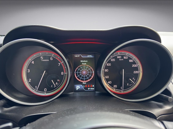 Vehicle image 10 Vehicle image 10