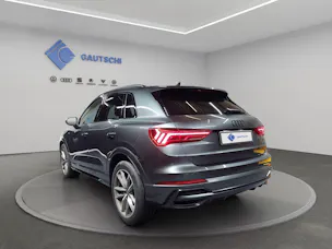 Audi Q3 35 TDI S line quattro S-tronic