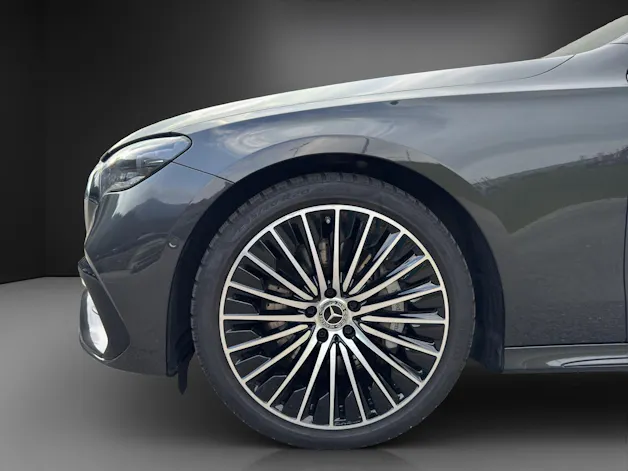 Mercedes-Benz E 200 9G-Tronic 4Matic