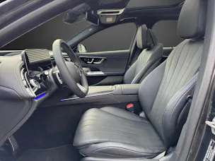 Mercedes-Benz E 200 9G-Tronic 4Matic