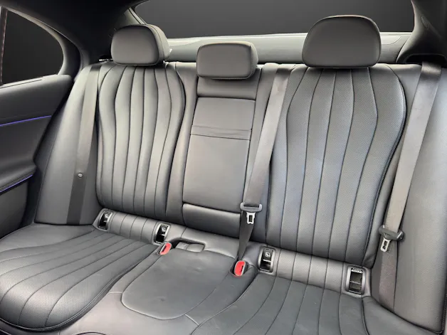 Mercedes-Benz E 200 9G-Tronic 4Matic