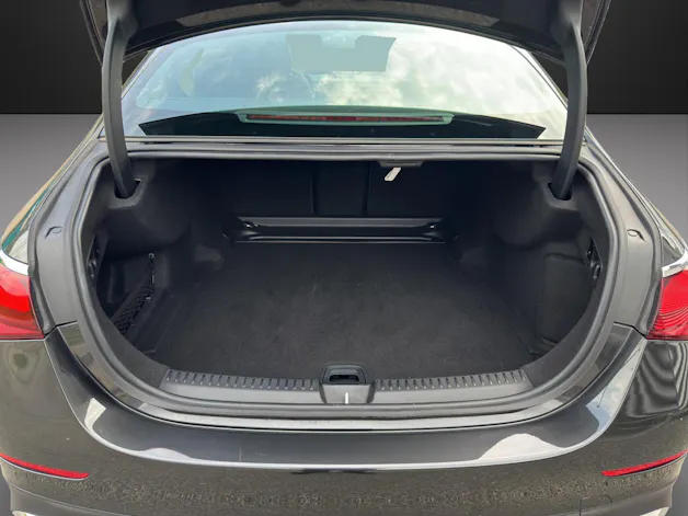 Mercedes-Benz E 200 9G-Tronic 4Matic