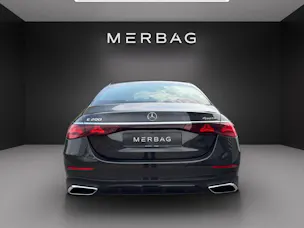 Mercedes-Benz E 200 9G-Tronic 4Matic