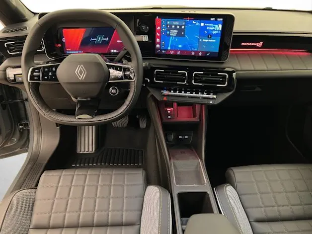 Renault R4 E-Tech Comfort Range iconic