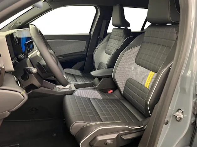 Renault R4 E-Tech Comfort Range iconic