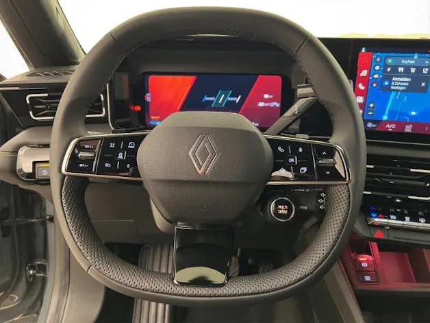 Renault R4 E-Tech Comfort Range iconic