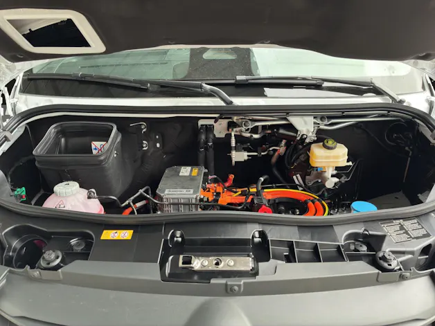 Mercedes-Benz eSprinter 320 PRO KA 3665mm S WORKER