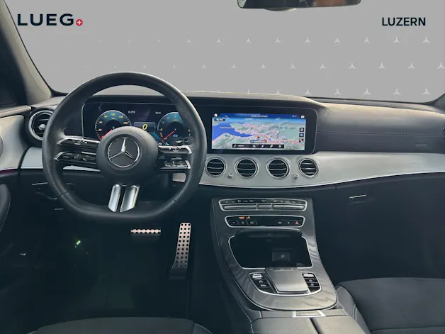 Mercedes-Benz E 300 de 4Matic AMG Line 9G-Tronic