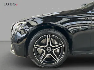 Mercedes-Benz E 300 de 4Matic AMG Line 9G-Tronic