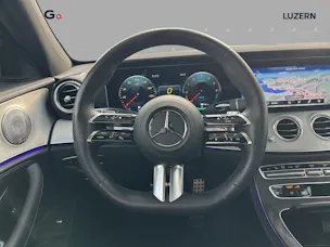 Mercedes-Benz E 300 de 4Matic AMG Line 9G-Tronic