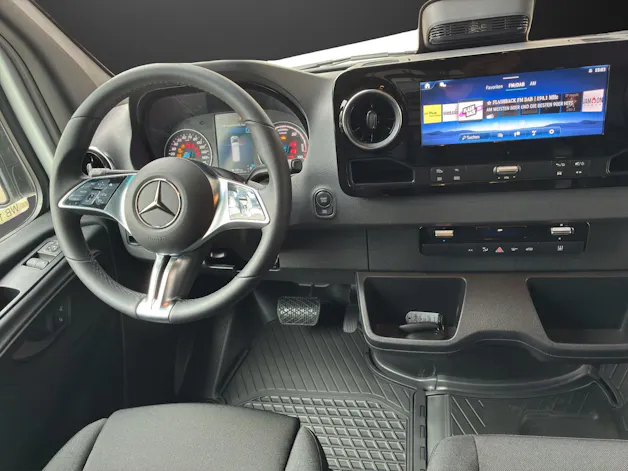 Mercedes-Benz eSprinter 420 PRO KA 3665mm S WORKER