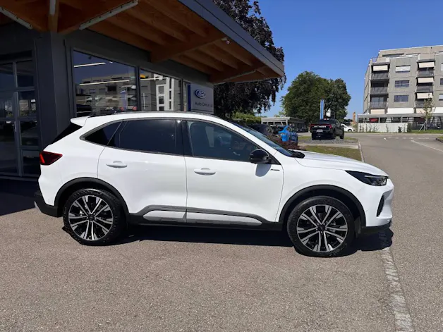 Ford Kuga 2.5 Active X 4x4