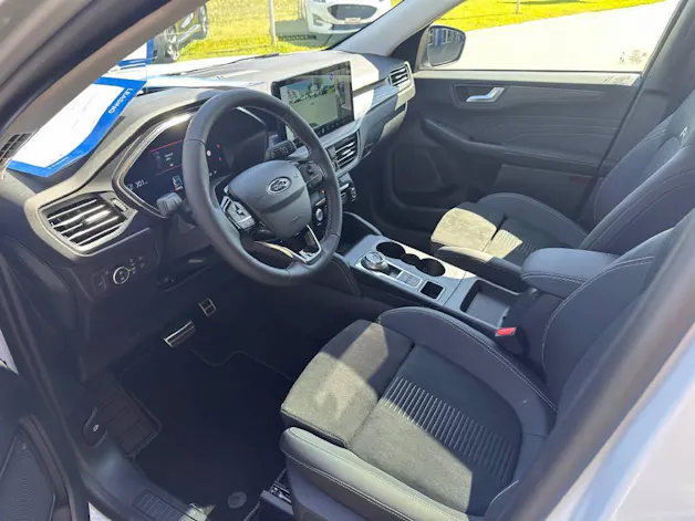 Ford Kuga 2.5 Active X 4x4