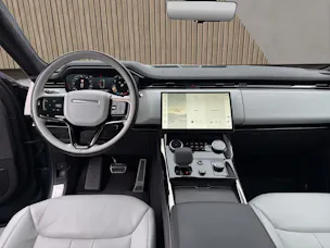 Land Rover Range Rover Sport P530 4.4 V8 First Edition Automatic mit Standheizung, Hinterachslenkung!