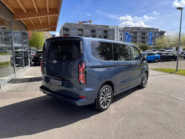 Ford E-Tourneo Custom Bus 340 L1 Titanium X