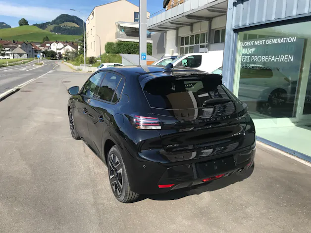 Peugeot 208 1.2 MHEV 110 Allure Premium