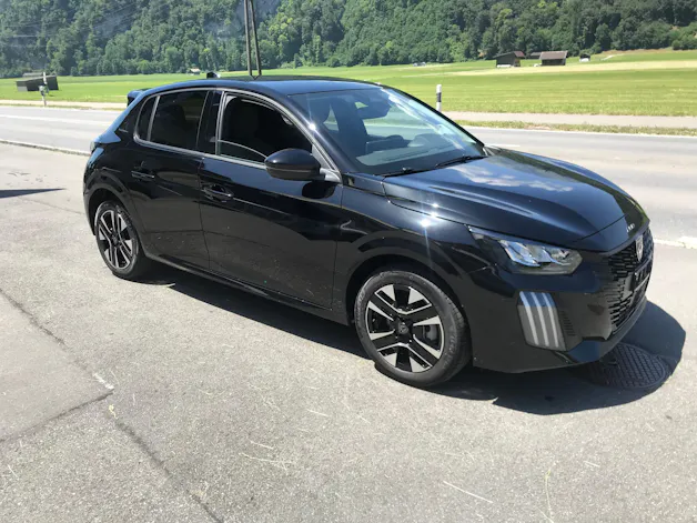 Peugeot 208 1.2 MHEV 110 Allure Premium