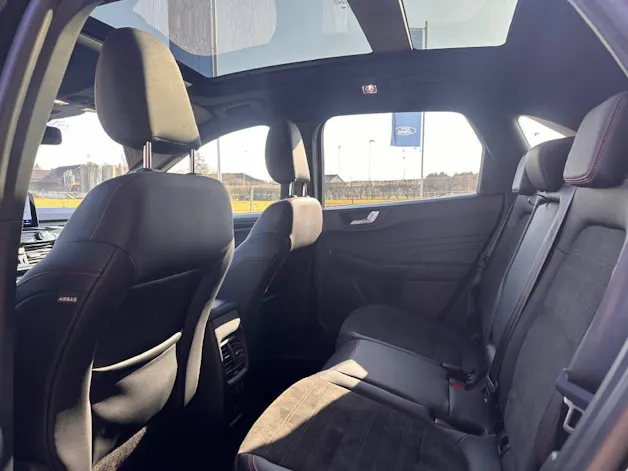 Ford Kuga 2.5 Hybrid ST-Line X 4x4