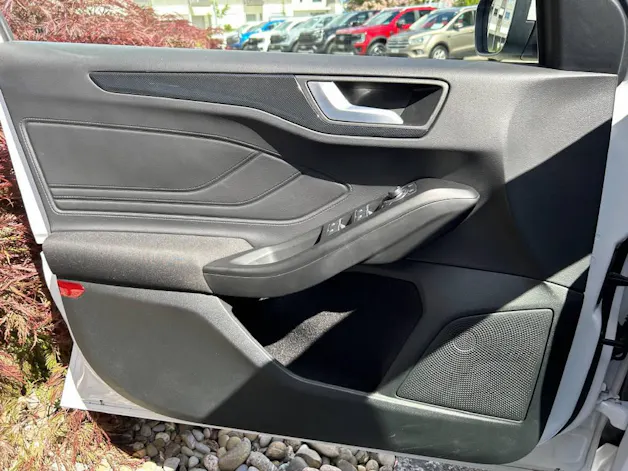 Ford Focus Kombi 1.0i EcoB 155 ST-Line