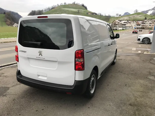 Peugeot Expert 75 KWh Premium Standard