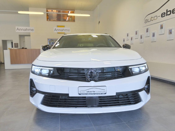 Vehicle image 2 Vehicle image 2