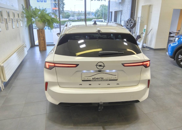 Vehicle image 5 Vehicle image 5