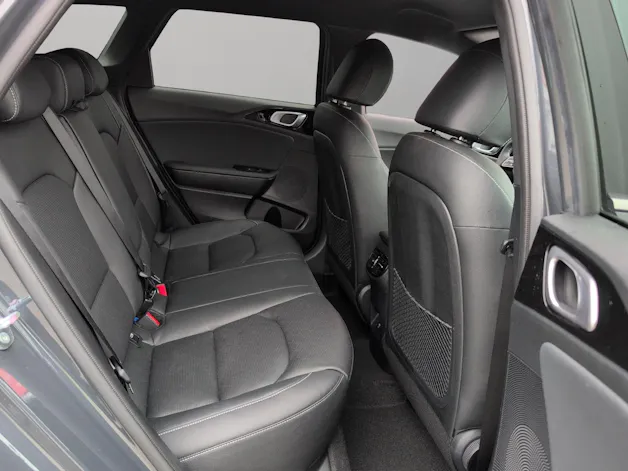 Kia Ceed SW 1.5 T-GDi MHEV GT-Line Automat / 0.99% Leasing-Aktion /