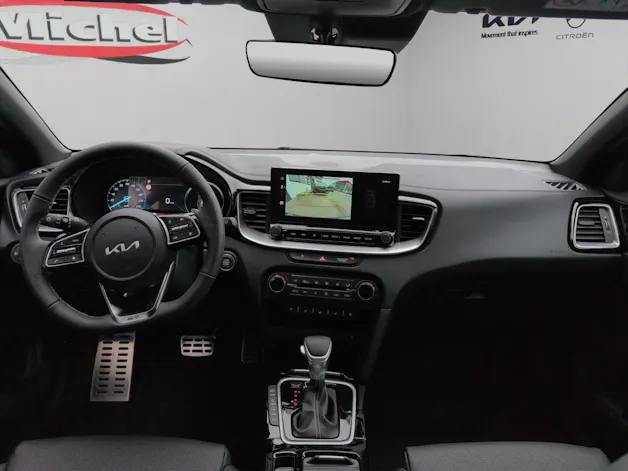 Kia Ceed SW 1.5 T-GDi MHEV GT-Line Automat  / 0.99% Leasing-Aktion /