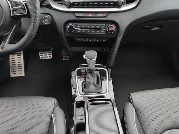 Kia Ceed SW 1.5 T-GDi MHEV GT-Line Automat / 0.99% Leasing-Aktion /