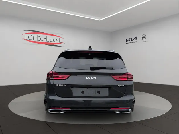 Kia Ceed SW 1.5 T-GDi MHEV GT-Line Automat  / 0.99% Leasing-Aktion /