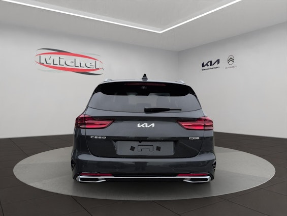 Vehicle image 5 Vehicle image 5