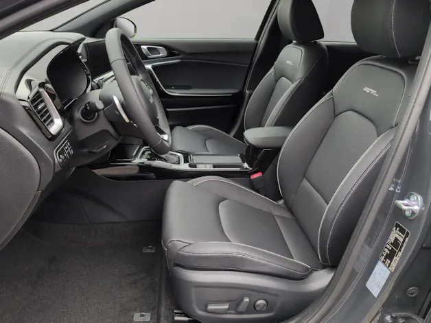 Kia Ceed SW 1.5 T-GDi MHEV GT-Line Automat / 0.99% Leasing-Aktion /