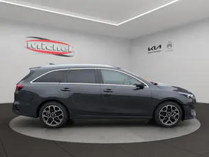 Kia Ceed SW 1.5 T-GDi MHEV GT-Line Automat  / 0.99% Leasing-Aktion /