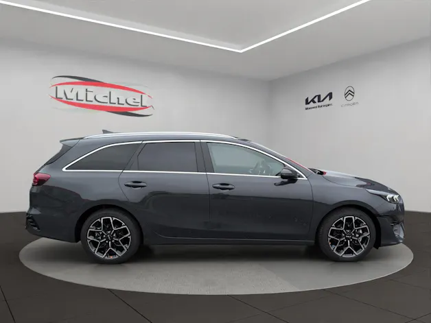 Kia Ceed SW 1.5 T-GDi MHEV GT-Line Automat  / 0.99% Leasing-Aktion /