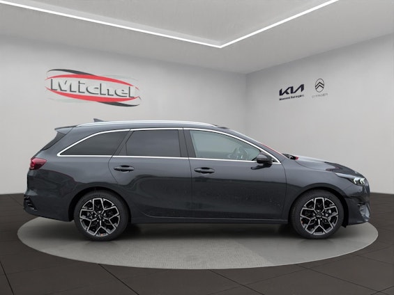 Vehicle image 3 Vehicle image 3