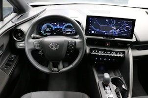 Vehicle image TOYOTA C-HR 2.0 HEV Trend 4x4