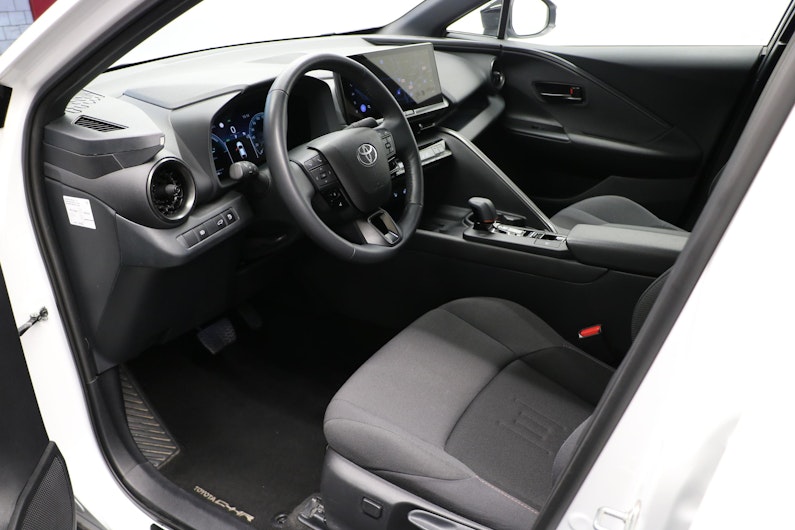 Vehicle image TOYOTA C-HR