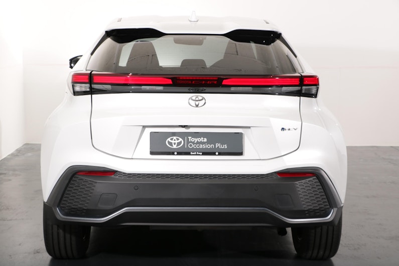 Vehicle image TOYOTA C-HR