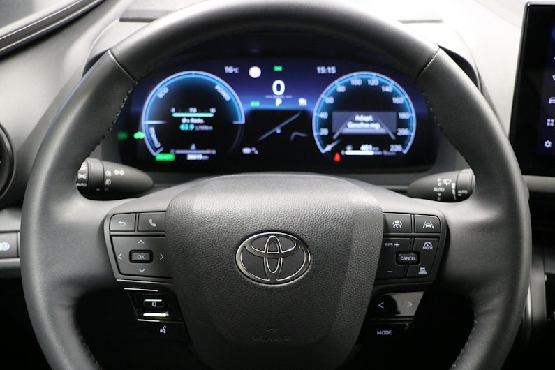 Vehicle image TOYOTA C-HR